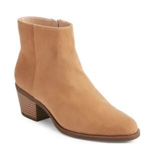 BP Western Boots Size 9.5 Tan in Beige Sand Block Heel Ankle Booties